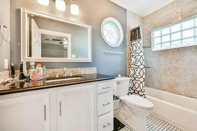 3210 Ursuline Street, Galveston, TX 77550 - Photo 15