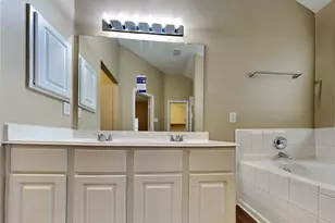 1835 Manor Dr, Baytown, TX 77521 - Photo 11