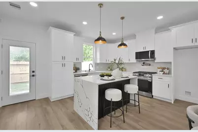 3334 Francis Street #A, Houston, TX 77004 - Photo 9