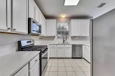 2303 Megellan Point Ln Lane, Pearland, TX 77584 - Photo 9
