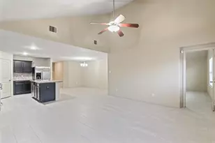 2414 Fall Aster Dr, Spring, TX 77373 - Photo 11