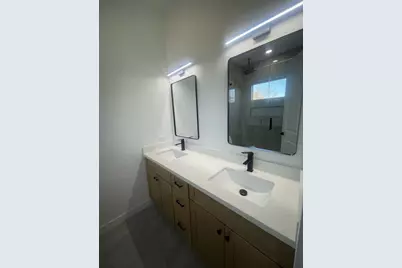 4429B Aledo, Houston, TX 77051 - Photo 5