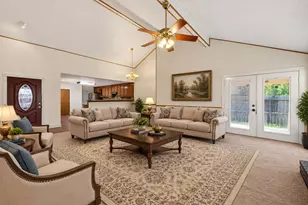 3258 Meadway Dr, Houston, TX 77082 - Photo 9