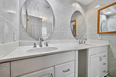 3258 Meadway Drive, Houston, TX 77082 - Photo 33