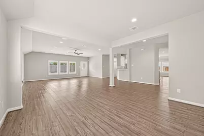 2212 Hay Field Court, Conroe, TX 77384 - Photo 5