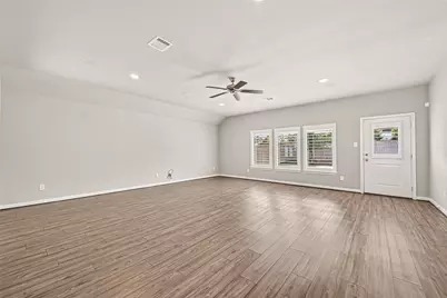 2212 Hay Field Court, Conroe, TX 77384 - Photo 9