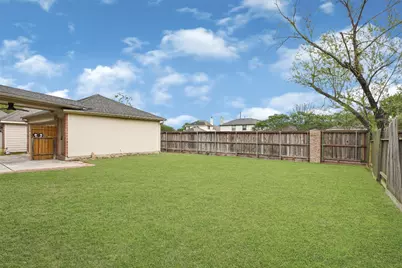 11915 Helene Court, Pinehurst, TX 77362 - Photo 33