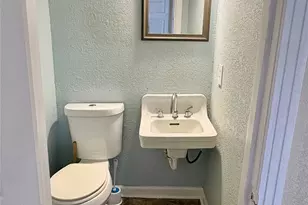 217 S 17th St, West Columbia, TX 77486 - Photo 13