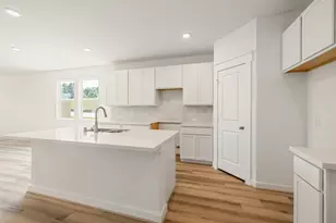 12875 Hannah Spgs Ln, Magnolia, TX 77354 - Photo 9
