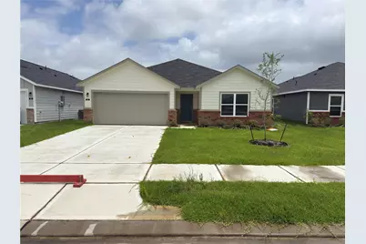 512 Oak Chase Avenue, Dayton, TX 77535 - Photo 1