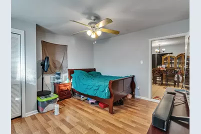 4323 Avenue R 1/2, Galveston, TX 77550 - Photo 13