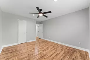 13346 Trail Hollow Dr, Houston, TX 77079 - Photo 23