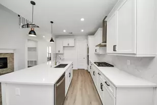 205 Wyndemere Dr, Montgomery, TX 77356 - Photo 7