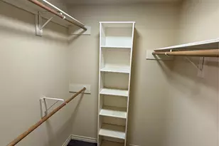 10918 Jutland Rd, Houston, TX 77048 - Photo 7