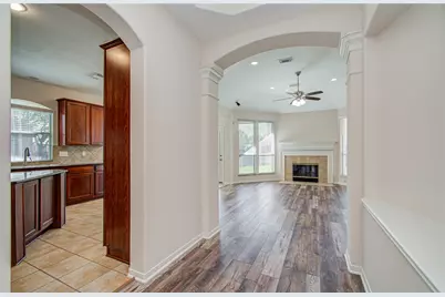 226 Elana Lane, Stafford, TX 77477 - Photo 9