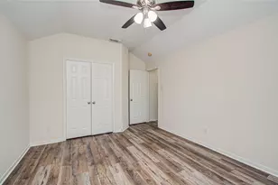 226 Elana Ln, Stafford, TX 77477 - Photo 17