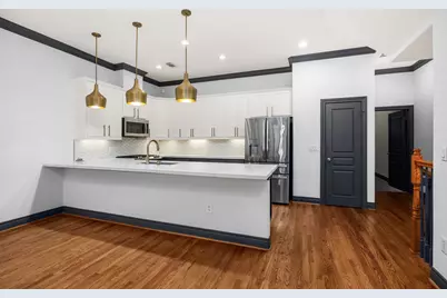 1119 Saint Charles Street, Houston, TX 77003 - Photo 7