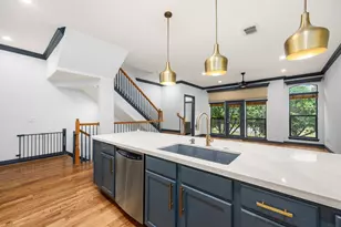 1119 St Charles St, Houston, TX 77003 - Photo 5