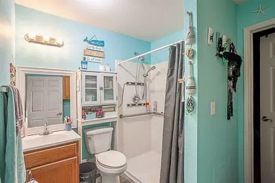 10513 Gulfway Drive S, Port Arthur, TX 77655 - Photo 13