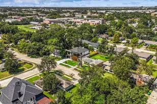 8102 Montridge Dr, Houston, TX 77055 - Photo 39