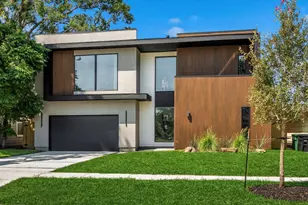 8102 Montridge Dr, Houston, TX 77055 - Photo 1