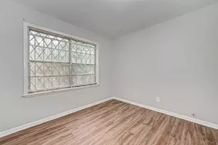 4203 Tavenor Ln, Houston, TX 77047 - Photo 11