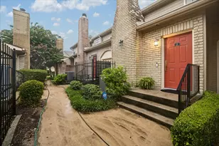 7350 Kirby Dr, Houston, TX 77030 - Photo 1