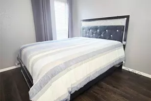 12400 Brookglade Circle, Houston, TX 77099 - Photo 9