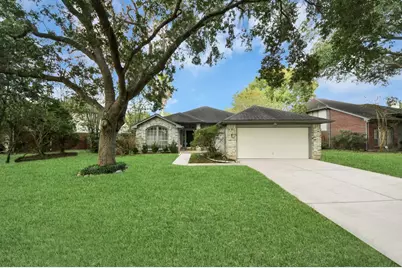 223 W New Meadows Drive, Sugar Land, TX 77479 - Photo 3