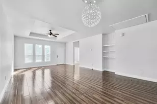 8135 Chateau St, Houston, TX 77028 - Photo 3