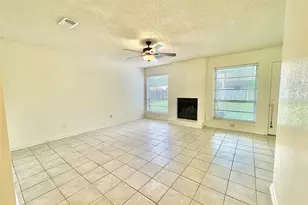 10910 Olivewood Dr, Houston, TX 77089 - Photo 3