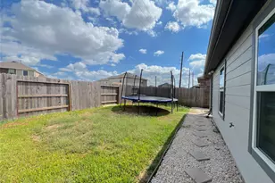 7111 Escondido Dr, Rosharon, TX 77583 - Photo 17