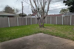 1605 Ruella Ln, Pasadena, TX 77502 - Photo 15