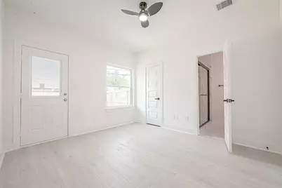 4135 Mallow St Unit B, Houston, TX 77051 - Photo 11