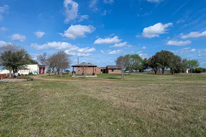 1195 Sens Road, Sealy, TX 77474 - Photo 15