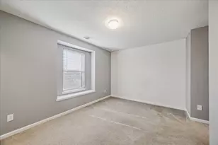 2542 White Bluff Ln, Houston, TX 77038 - Photo 17