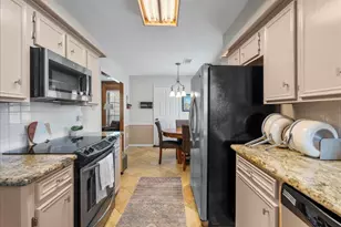 7111 Tonkawa St, Baytown, TX 77521 - Photo 11