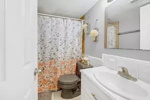 3926 Heatherbrook Dr, Houston, TX 77045 - Photo 9