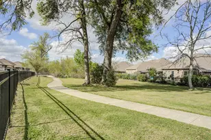 219 Bentwater Ln, Clute, TX 77531 - Photo 47