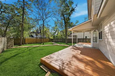 82 N Apple Springs Circle, The Woodlands, TX 77382 - Photo 23