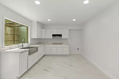 12503 Wellington Park Drive, Houston, TX 77072 - Photo 11