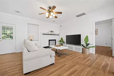 16118 Craigshire Court, Spring, TX 77379 - Photo 11