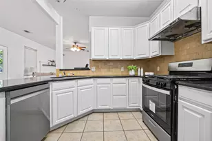 16118 Craigshire Ct, Spring, TX 77379 - Photo 19