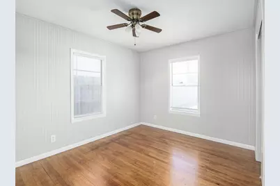 2215 Silverbonnet Street, Houston, TX 77055 - Photo 9