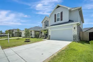 4506 Painted Bunting Ln, Baytown, TX 77521 - Photo 3