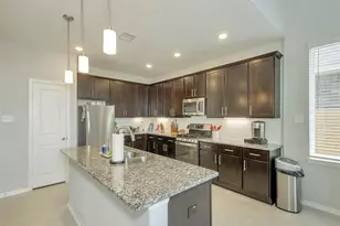 4506 Painted Bunting Ln, Baytown, TX 77521 - Photo 7