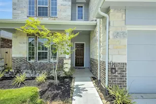 4506 Painted Bunting Ln, Baytown, TX 77521 - Photo 5