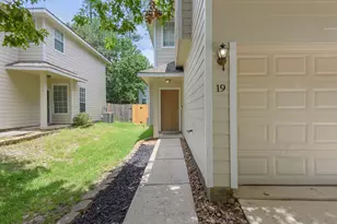 19 Musk Rose Ct, The Woodlands, TX 77382 - Photo 3