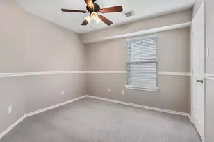 19 Musk Rose Ct, The Woodlands, TX 77382 - Photo 17