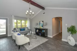 867 Carlingford Ln, Houston, TX 77079 - Photo 5